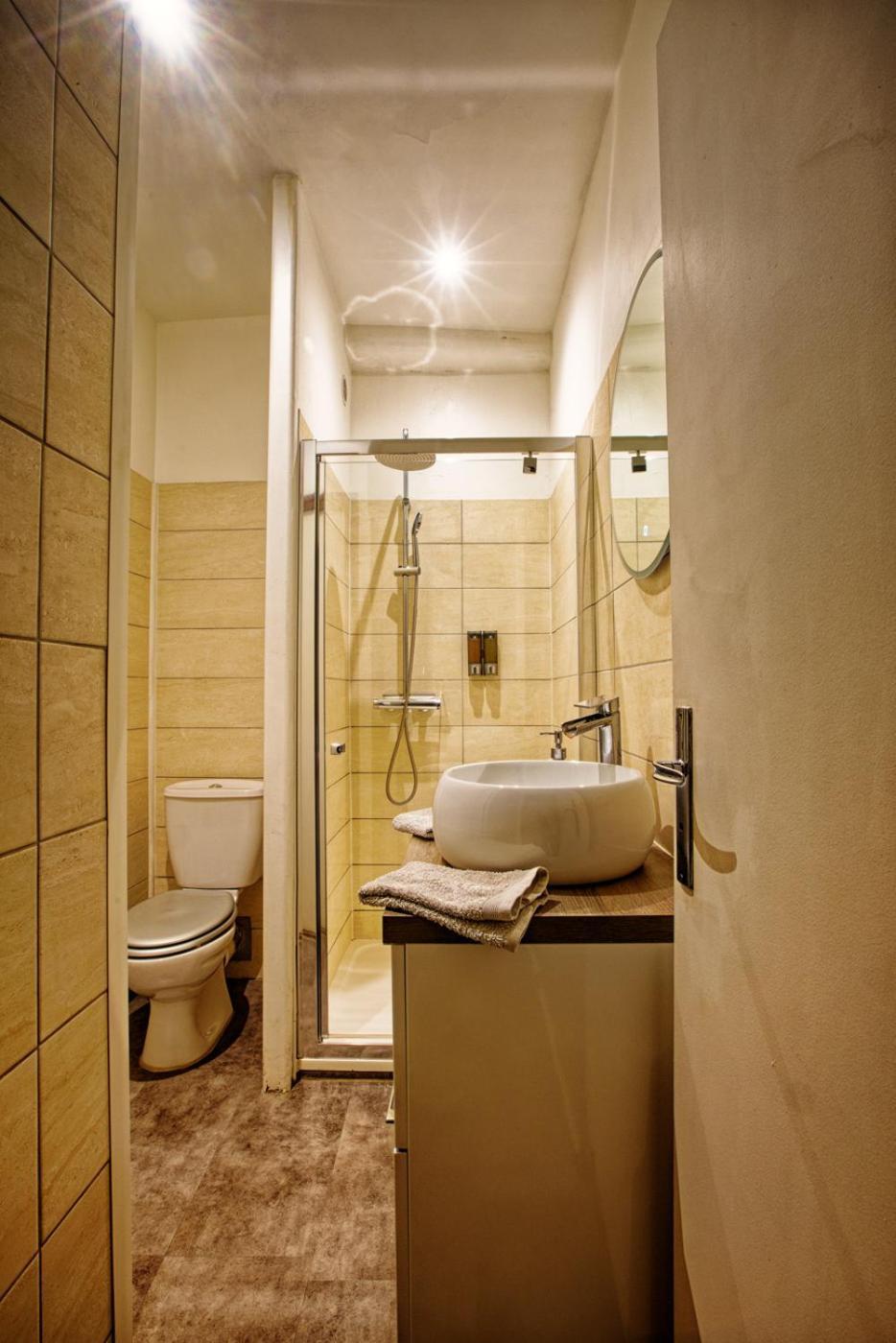 La Casita - Studio Confort Avec Parking Prive - Lit Douillet - Centre Uzes, Pont Du Gard Zewnętrze zdjęcie