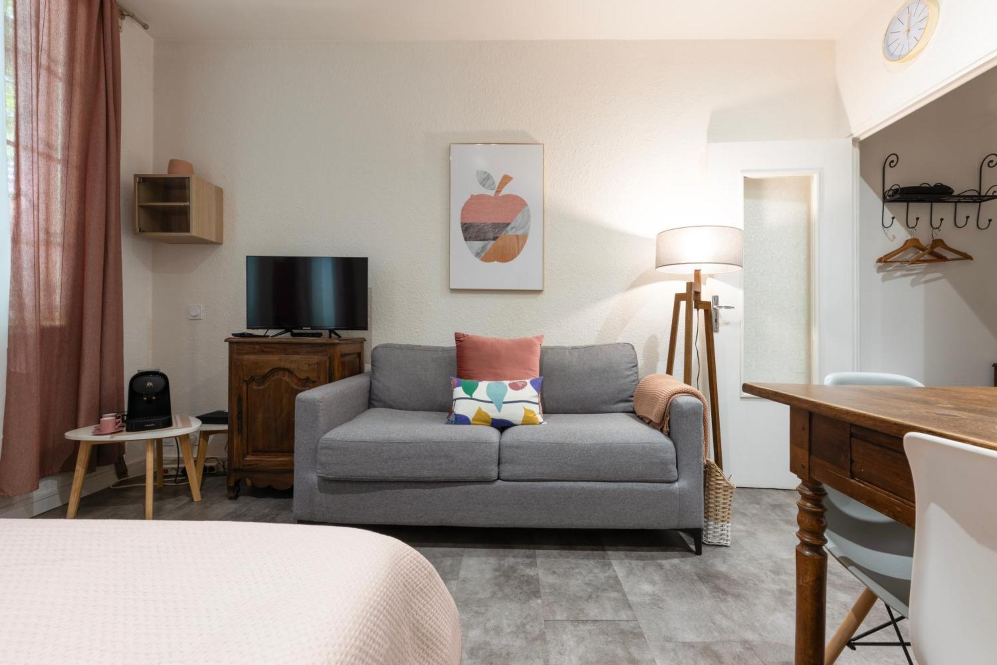 La Casita - Studio Confort Avec Parking Prive - Lit Douillet - Centre Uzes, Pont Du Gard Zewnętrze zdjęcie